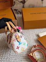 LOUIS VUITTON lv nano speedy murakami bag size : 16cm - Image 5