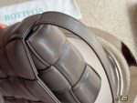 Bottega Veneta BV cassette size：26*18cm - Image 5