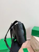 Bottega veneta  BV Cassette crossbody  size: 21x13cm - Image 5