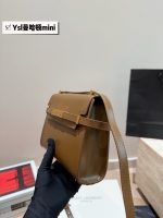 YSL Manhattan crossbody mini bag size ： 18×5×16cm - Image 5