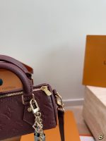 LOUIS VUITTON lv nano speedy size : 16 cm - Image 5