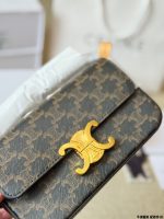 CELINE triomphe monogram bag size : 20.5× 10.5× 4 cm - Image 7