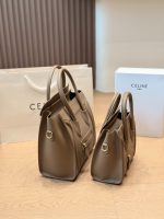 CELINE luggage hobo bag size : 28 x 28cm/ 22 x 20cm - Image 5