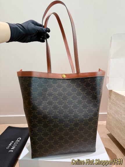 celine hobo tote size : 25×30 cm