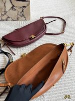 CELINE hobo bag size : 32 x 15cm - Image 8