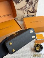 LOUIS VUITTON lv capucines bag  size :20cm - Image 8
