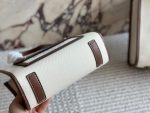 Burberry canvas tote bag size : 23cm/ 35cm - Image 6