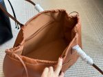 CELINE tote size : 44 x 26cm - Image 8