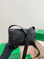 Bottega veneta  BV Cassette crossbody  size: 21x13cm - Image 8
