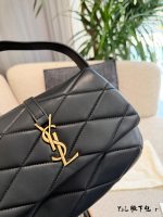 YSL Le 5 à 7 hobo bag size : 23*16*6.5 cm - Image 7