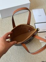 Celine OVAL BAG size:  21x24x5cm - Image 9