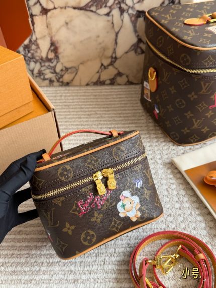 LOUIS VUITTON lv vanity bag size : 16cm 20cm 26cm 30cm