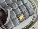 Bottega Veneta BV cassette size：26*18cm - Image 9