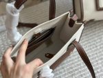 Burberry canvas tote bag size : 23cm/ 35cm - Image 7