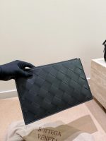 Bottega Veneta BV hand bag size : 30x19 cm