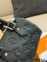 LOUIS VUITTON lv nano speedy bag size : 16cm - Image 8