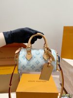 LOUIS VUITTON lv nano speedy bag size : 16cm - Image 9