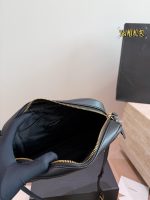 YSL CAMERA CORSSBODY BAG SIZE : 23CM - Image 10