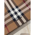 Burberry tote size : 45*35cm - Image 5