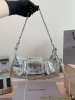 BALENCIAGA Pamela BAG SIZE : 22CM/ 32 CM - Image 5