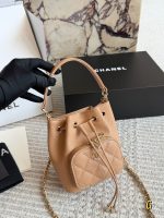 CHANEL MINI BUCKET SIZE : 13 X 15cm - Image 6