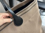 Loro piana tote bag size : 39 X 28CM  /  27 X 26CM - Image 3