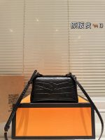 Loro Piana Extra Pocket size :  19cm - Image 3