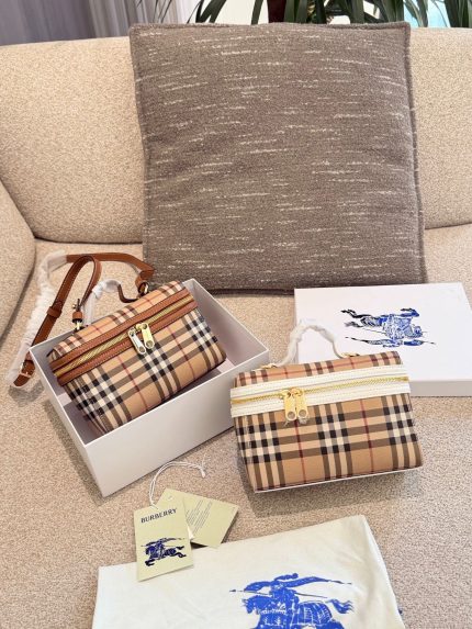 Burberry vanity bag