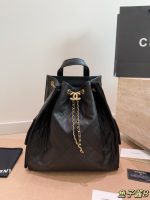 chanel backpack caviar  bag size : 30 cm