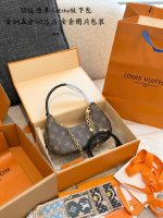 LOUIS VUITTON lv Catchy BAG SIZE : 26 CM
