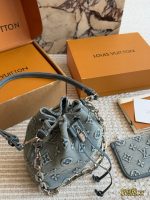 LOUIS VUITTON lv TOTE MINI  SIZE :  20×22 CM - Image 3