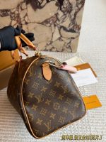 LOUIS VUITTON lv speedy30 soft  pink - Image 4