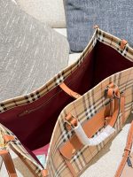 Burberry tote bag size :  25cm / 40cm - Image 5