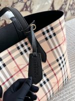 Burberry tote double side bag size : 35cm - Image 3