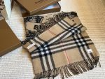 Burberry scarf size : 50*210cm - Image 4
