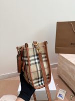 Burberry mini tote bag size :  23x19cm - Image 5