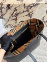 Burberry tote bag size : 25x35x23cm - Image 5