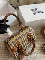 Burberry boston speedy20 bag size : 20 cm - Image 5