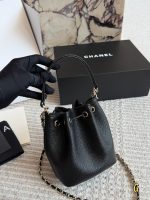 CHANEL MINI BUCKET SIZE : 13 X 15cm - Image 6