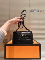 Loro Piana Extra Pocket size :  19cm - Image 7