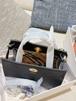 Burberry  COTSWOLDS TOTE size : 25cm - Image 7