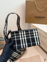 BURBERRY tote size:  22×27cm - Image 6