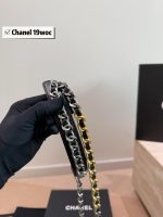 chanel 19 bag woc mini  size : 19 X 12 cm - Image 6