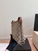Gucci GG Emblem MINI BUCKET BAG SIZE : 16X20 CM - Image 6