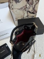 CHANEL MINI BUCKET SIZE : 13 X 15cm - Image 7