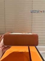 Loro Piana Extra Pocket size :  19cm - Image 9