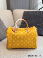 LOUIS VUITTON lv P9 BAG SIZE : 30 CM - Image 9