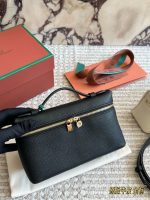 Loro Piana Extra Pocket size :  19cm - Image 9