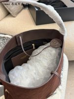 CHANEL 26C HOBO SIZE : 32 X12X 31 CM - Image 6