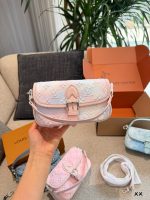 LOUIS VUITTON lv Nano Diane SIZE :  20×9×15cm - Image 9